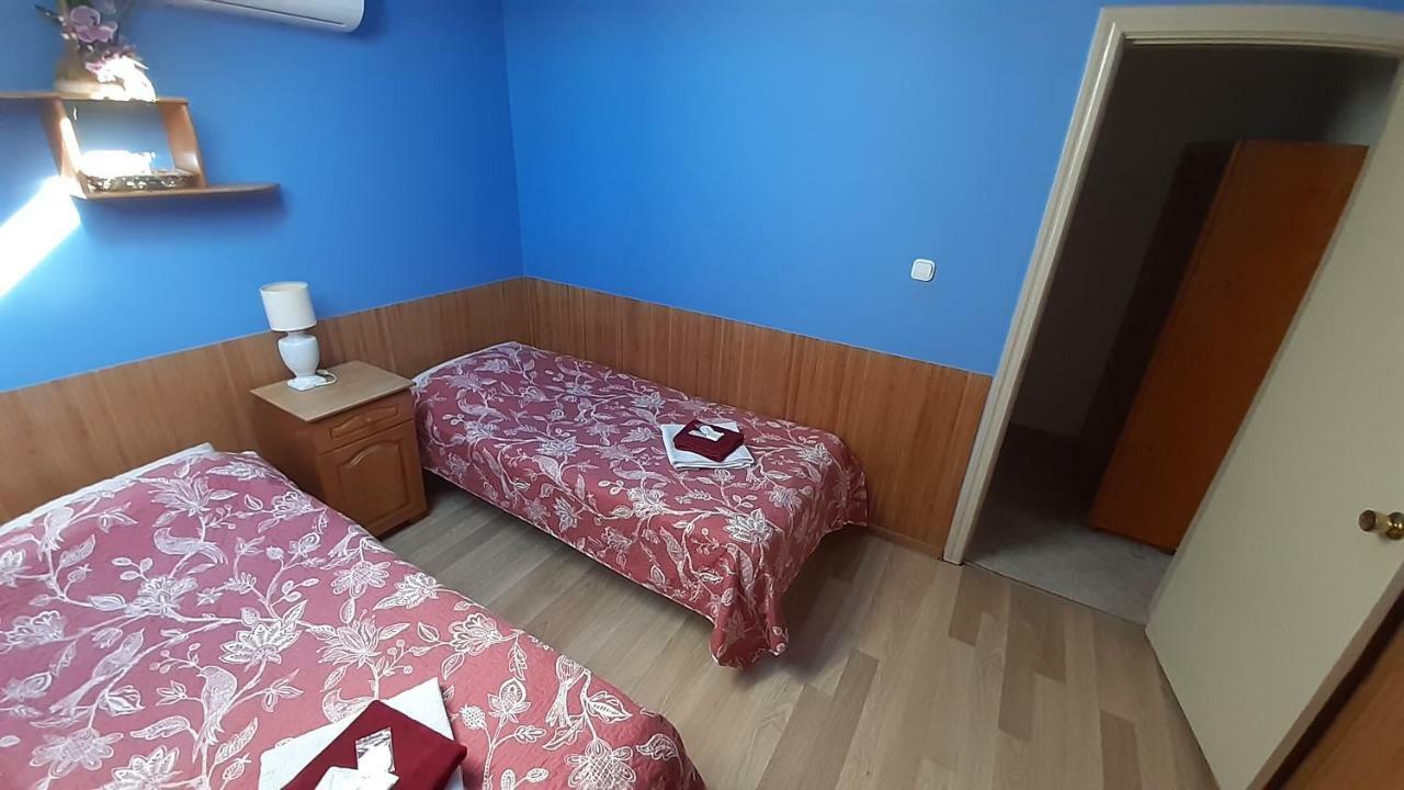 Guest House Uzhgorod Zewnętrze zdjęcie